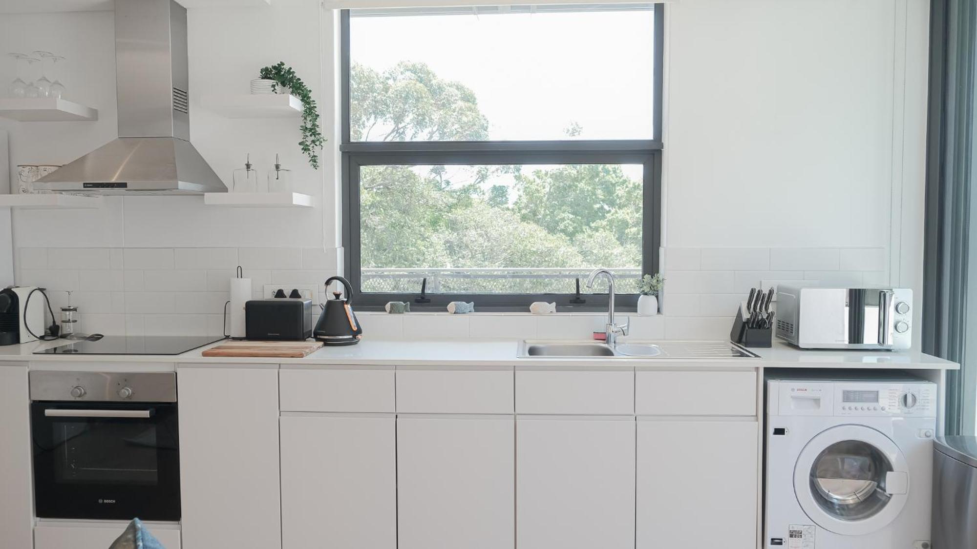 Woodstock Wonder - Mountain Views Apartment Cape Town