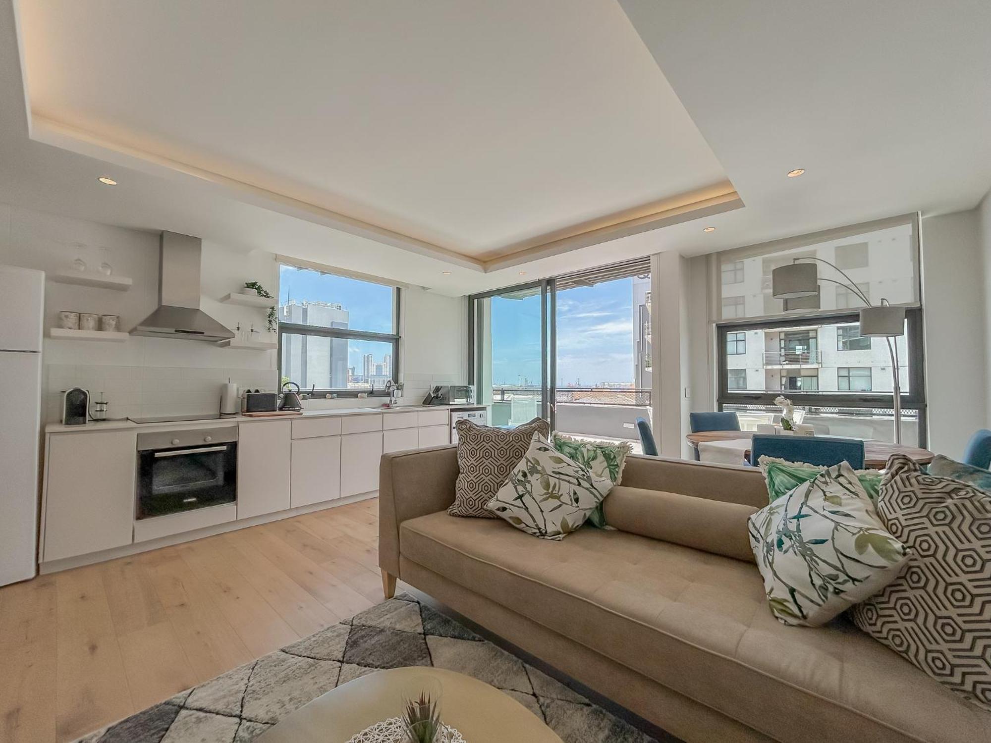 Woodstock Wonder - Mountain Views Apartment Cape Town